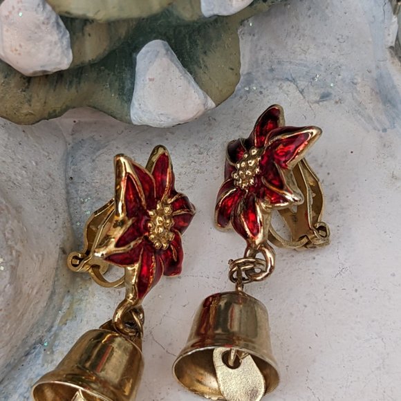 Dainty Christmas Clip On Earrings Bell Hangs From Enamel Painted Poinsettia - Picture 6 of 6